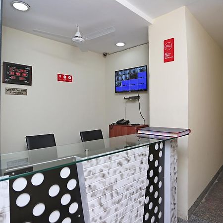 Oyo 714 Hotel De Plaza Neu-Delhi Exterior foto